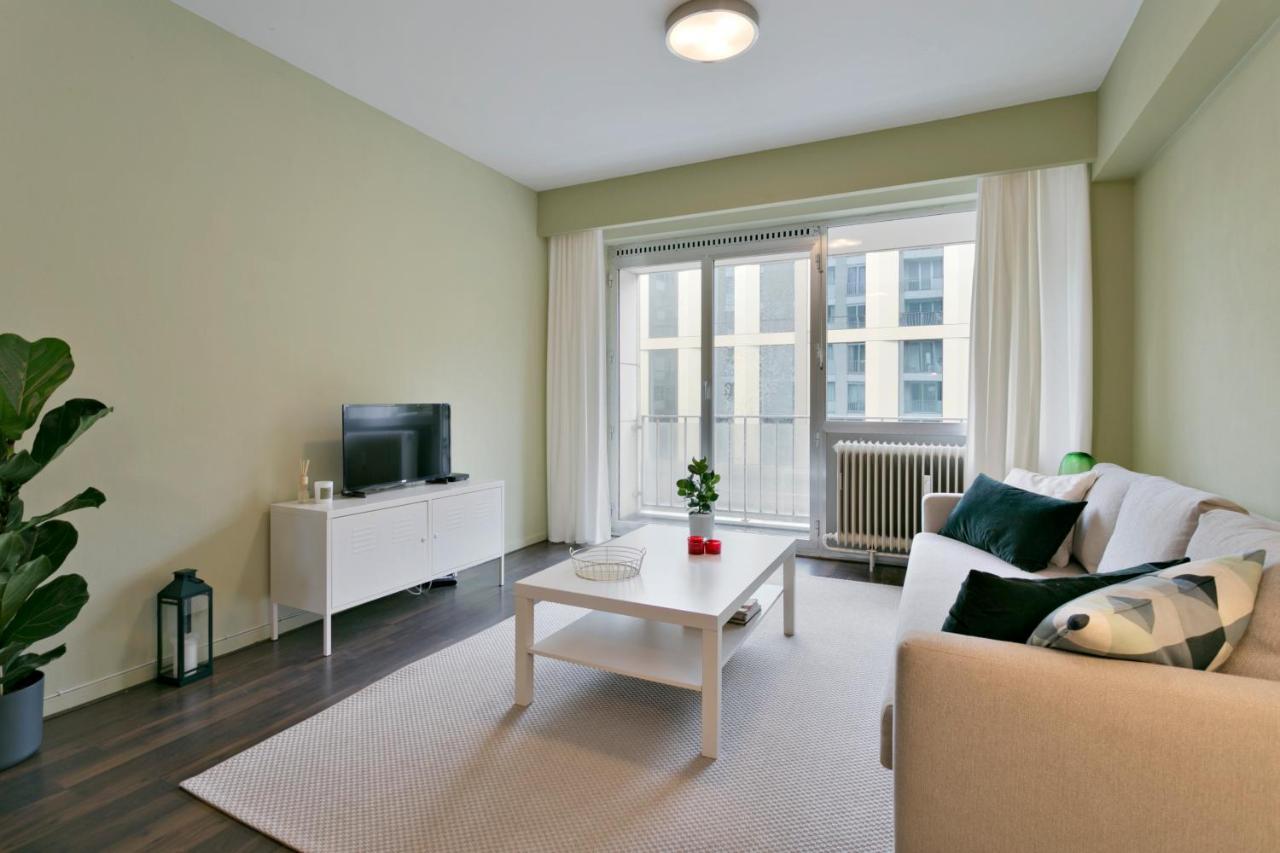 Studio In City Center With Terrace, Netflix - Wifi Antwerpen Kültér fotó
